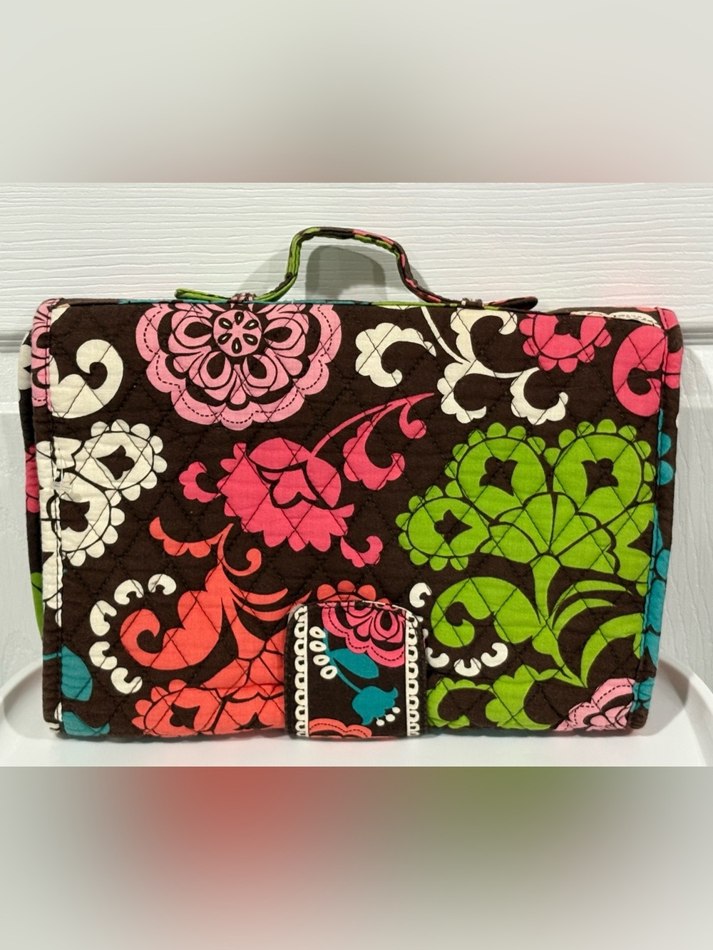 Vera Bradley Changing Pad Clutch, Lola pattern